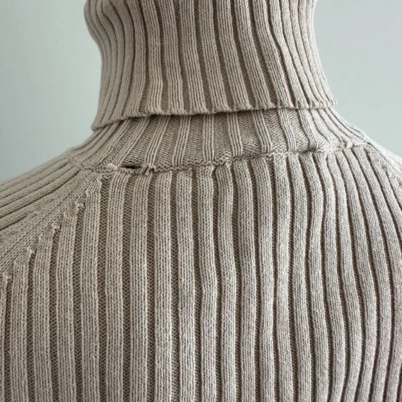 Cream Ribbed Turtleneck Sweater - Picture 4 of 7
